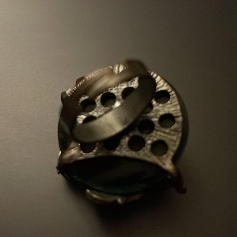 Green & Silver Ring - Picture 2 of 2